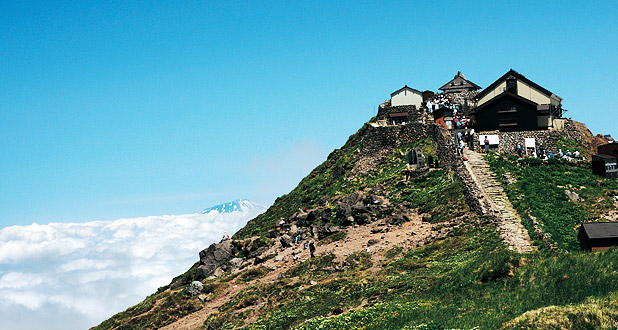 庄内町 立谷沢川流域 月山